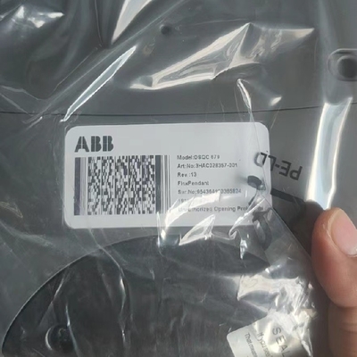 il pezzo di ricambio del robot insegna al pendente DSQC 679 3HAC028357 per il robot industriale di ABB