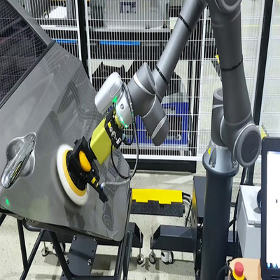 Braccio di collaborazione del robot TM5-700 con la torcia della saldatrice TBI per MIG Mag Tig