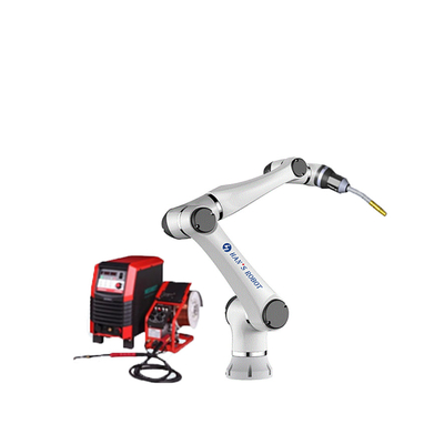 Braccio di collaborazione del robot di Hans E5 con la pinza di presa ed il sistema ferroviario pneumatici di Onrobot
