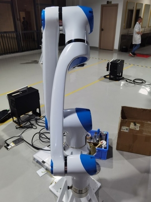 Asse educativo del robot CNGBS-G05 Cobot 6 di marca cinese con la pinza di presa Cobot Pallerizer di Onrobot RG6