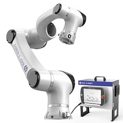 HAN'S E5 con carico utile di 5 kg come robot collaborativo con robot CNGBS per carico e scarico