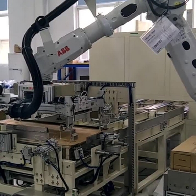 Robot industriale ABB IRB6700-200/2.6 come braccio robotico a 6 assi con confezioni per la macchina di pick and place