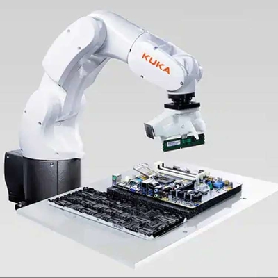 6 assi Kuka braccio robotico KR 10 R1100-2 con cambio rapido di robot CNGBS per robot di movimentazione automatizzata