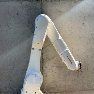 6 assi Kuka braccio robotico KR 10 R1100-2 con cambio rapido di robot CNGBS per robot di movimentazione automatizzata