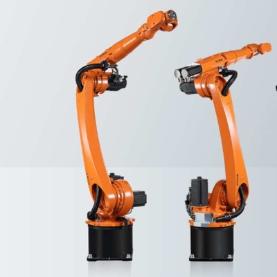 Kuka manipola il braccio robotico 6 assi KR 16 R1610 con CNGBS Robot Gripper come robot industriale