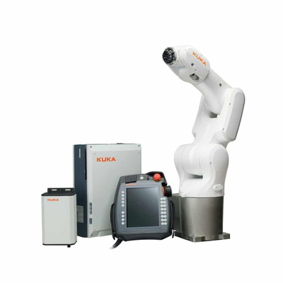 KUKA Cobot KR 4 R600 per la manipolazione con la pinza Onrobot come pick and place machine