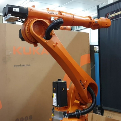 6 assi braccio robotico KR 20 R1810 con CNGBS Robot Dress Pack per la manipolazione come robot industriale Kuka