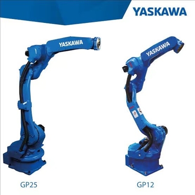 YASKAWA MOTOMAN GP12 con pistola di saldatura come robot di saldatura per robot industriale di fabbrica