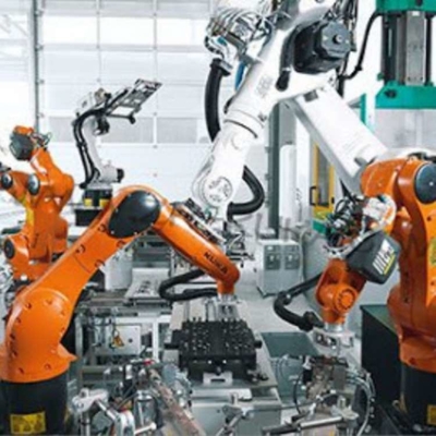 Kuka pallettizzante braccio robotico 4 assi KR 470 PA con purificatore CNGBS automatizzato come robot industriale