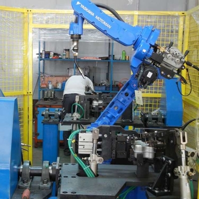 Yaskawa GP225 Manipolazione del braccio robotico 6 assi con CNGBS Robot Guide Rail per il robot di raccolta prodotti