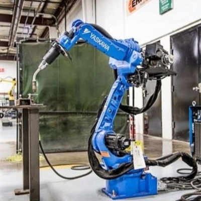 Yaskawa AR1440 braccio robotico di saldatura con posizionatore di saldatura robot CNGBS per robot di saldatura automatizzato