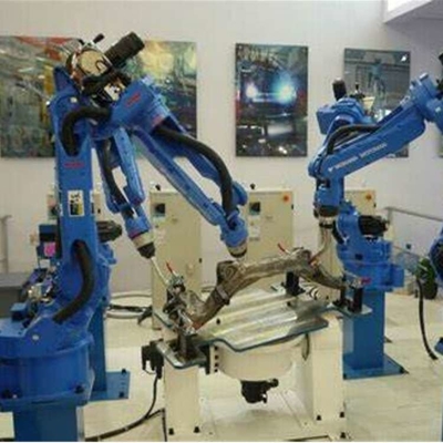 Braccio robotico industriale a 6 assi Yaskawa GP35L con afferratore robot CNGBS per robot di movimentazione automatizzata