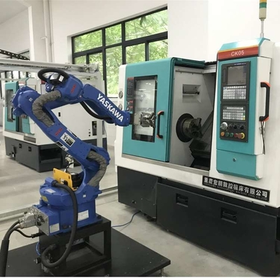 Braccio robotico industriale a 6 assi Yaskawa GP35L con afferratore robot CNGBS per robot di movimentazione automatizzata