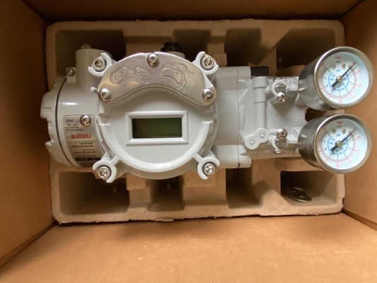Valvole di globo della valvola di regolazione di KOSO 220C con il tipo pneumatico azionatore di 6400RB 6500RA 7300RB con il posizionatore della valvola YT-3300