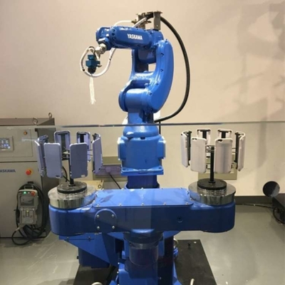 Verniciatura auto braccio robotico 6 assi Yaskawa MPX1150 Con CNGBS Robot Gripper Per Verniciare Robot Parete