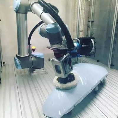 Robot collaborativo ad alto carico UR 16e con carico utile di 16 kg su 6 assi come robot cobot per l'imballaggio