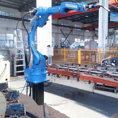 Robot industriale AR1440 con 12 kg di carico utile Saldatura torce con posizionatore come macchina di saldatura laser