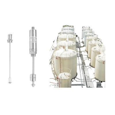 Misurazione del livello del liquido nel serbatoio di stoccaggio del petrolio equipaggiato con lo strumento FEEJOY FJM-L magnetostrictive level transmitter
