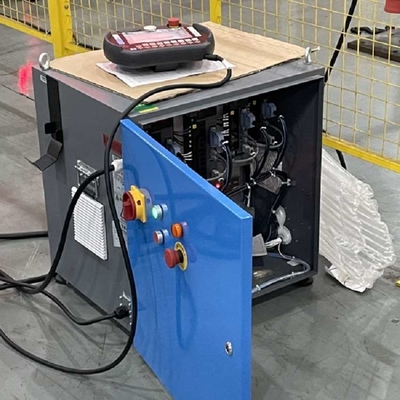 6 Asse braccio del robot di saldatura laser CNGBS GBS6-C2080X con posizionatore di saldatura per robot di saldatura