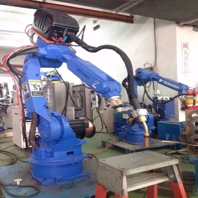 6 assi braccio robotico Yaskawa GP12 con CNGBS testa e recinzione di rettifica per robot di rettifica CNC