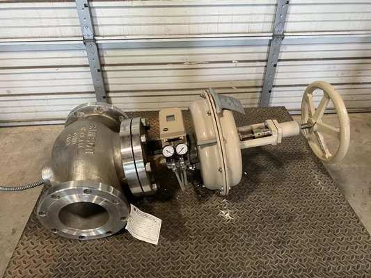 Samson 3241 Valvola di controllo globe della classe di pressione ANSI 300 e acciaio inossidabile per valvole con valvola solenoide ASCO