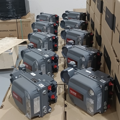 Posizionatore digitale per valvole pneumatiche Fisher DVC6200