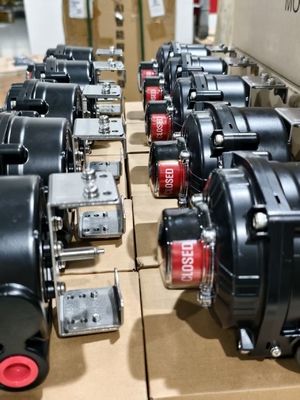 Valvola di controllo pneumatica della serie SAMSON 3222 con posizionatore Fisher 3582i