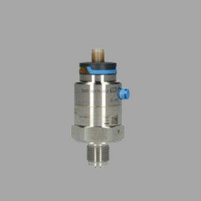 Unità di controllo pressione/flusso con portatore di pressione Cerabar PMC11 e portatore di flusso di vortice Endress+Hauser Proline Prowirl D 200