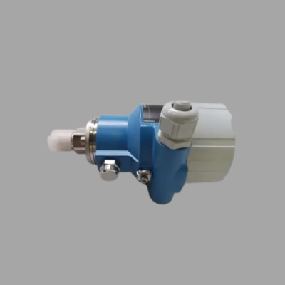 Sliding valve a gas naturale dotate di un misuratore di portata Endress+Hauser Proline Prowirl R 200 e di un trasmettitore di pressione Deltabar PMC51B.