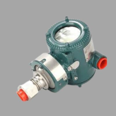 Sistema skid di commutazione valvole, dotato di misuratori di portata a vortice serie Yokogawa VY e trasmettitori di pressione Eja210e, Eja430e, Eja438e ed Eja530e