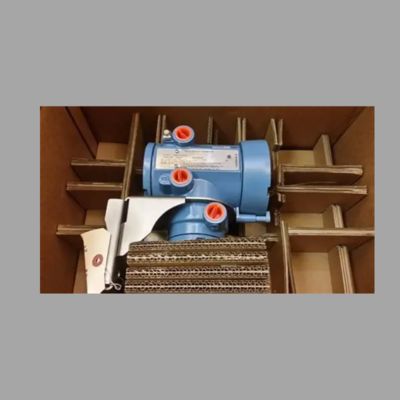 Stazione di riduzione della pressione e desurriscaldamento con un misuratore di portata Coriolis Micro Motion F100A e trasmettitore integrale 1700 | 2700