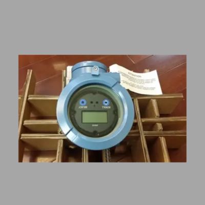 Stazione di riduzione della pressione e desurriscaldamento con un misuratore di portata Coriolis Micro Motion F100A e trasmettitore integrale 1700 | 2700