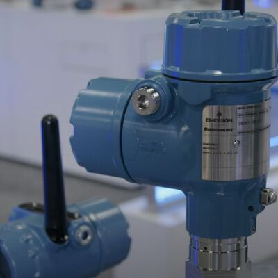 Emerson Wireless HART Trasmettitore di livello radar senza contatto Rosemount 3408 Misure di livello del monitor