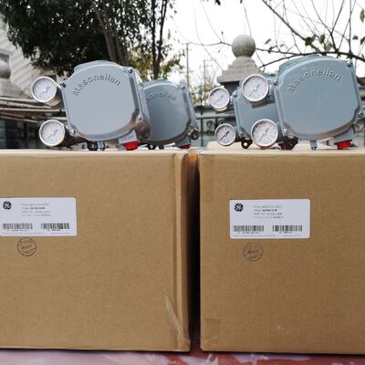 Posizionatore intelligente per valvole Masoneilan SVI1000G/IM con funzione di feedback magnetico, abbinato al relè pneumatico Rotork Fairchild M22