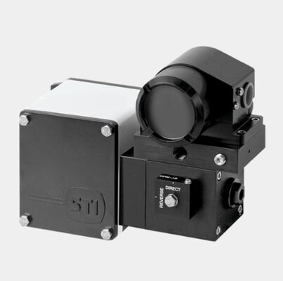 IMI STI SA/CL Posizionatore analogo per centrale termica petrolchimica a doppia azione a attuatore lineare