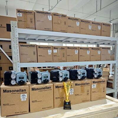 F-isher originale in stock 3660/3661/3852/3582i Posizionatori di valvole elettro-pneumatiche OEM a sfera a gas