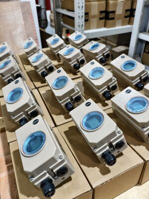 Advanced Industrial Smart Samson 3730-3 Valve Positioner Package per il controllo preciso