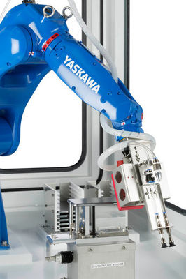 Yaskawa GP8 IP67 1.0KVA 727mm sei braccia del robot di asse