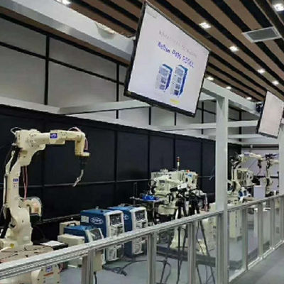 asse di OTC FD-B4S 7 del robot per saldatura del playload di saldatura 4kg del braccio del robot e portata 1.4m come robot per saldatura di MIG