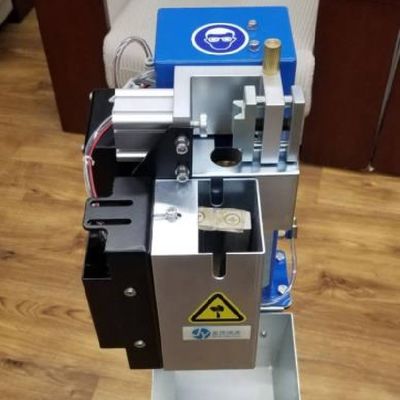 Dispositivo pulito dei cannelli per saldare della pioggia dorata per l'ARCO di MAG TIG del braccio MIG del robot per saldatura