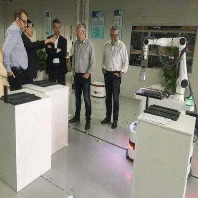 Robot di collaborazione scherzoso E10 del manipolatore robot del braccio per il robot per saldatura