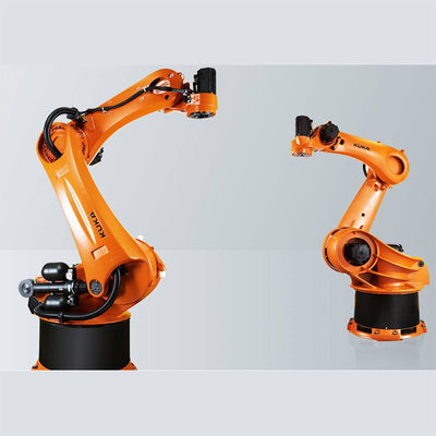 Il carico utile 470kg di asse di PA 6 del Kr 470-2 raggiunge il pavimento di 3150mm che monta il robot di trasporto con palette