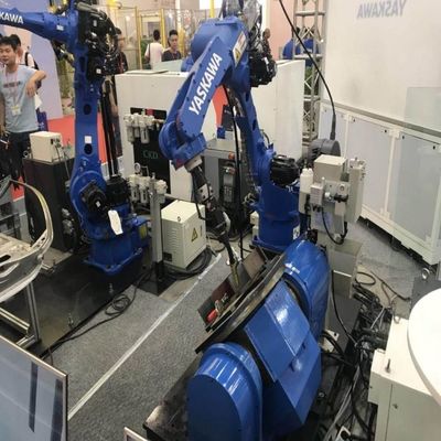 Asse di saldatura Motoman AR2010 del braccio meccanico 6 con il braccio robot industriale