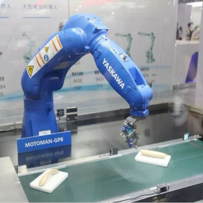 Braccio Motoman GP8 del robot industriale di 6 assi usato per il trattamento del robot