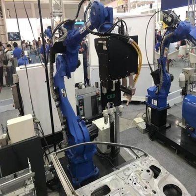 6 Axis Arm Robot Yaskawa AR1440 con posizionatore di saldatura CNGBS per l'automazione del robot di saldatura Mig