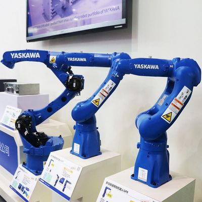 Robot industriale GP25 con le parti dell'attrezzatura di As Material Handling del regolatore del carico utile 25KG e del robot YRC1000