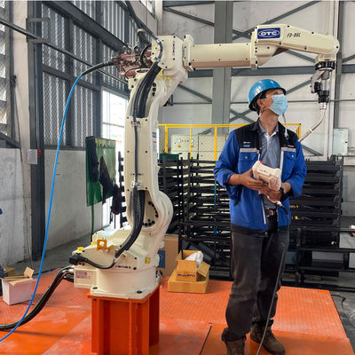 Carico utile automatico di OTC FD-V8 8kg del robot per saldatura dei cannelli per saldare per la saldatura di MIG