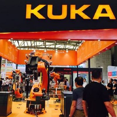 Alto robot KR360 R2830 del carico utile di saldatura robot utilizzato per la levigatrice e la macchina della saldatura a punti