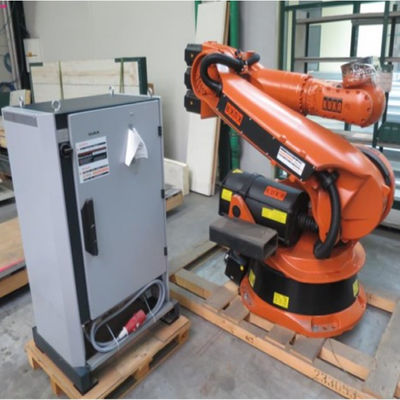 Robot KR240 di maneggio del materiale per il trattamento ed il trasporto con palette del braccio con palette robot di 6 assi