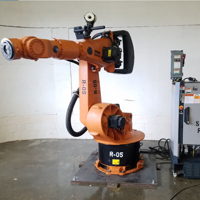 Robot KR240 di maneggio del materiale per il trattamento ed il trasporto con palette del braccio con palette robot di 6 assi